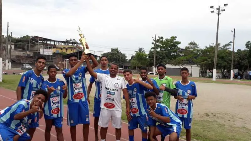  A equipe Meninos da Vila Olímpica, que sediou o torneio, foi campeã da categoria sub-18