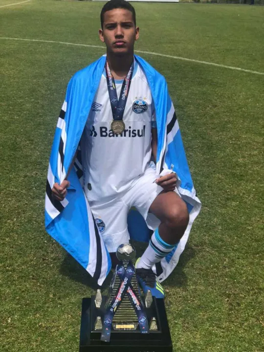 Gustavo vivia em solo gonçalense antes de ir para Porto Alegre