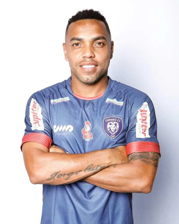 Thiago quer apagar imagem de 'jogador indisciplinado'