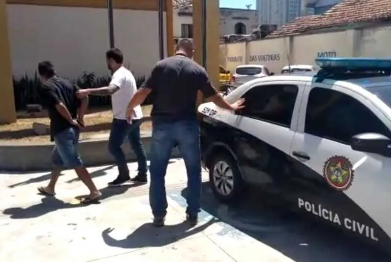  Um dos 14 mandados de prisão foi cumprido em São Gonçalo na manhã deste sábado (23)