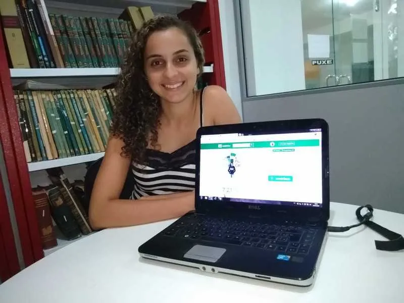  Lohany Silveira busca ajuda para realizar sonho de cursar a universidade em Portugal