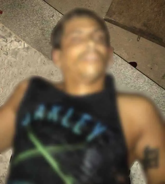 Traficante aparece morto em foto feita por seus executores
