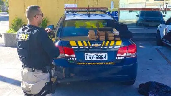 Homens foram abordados em Casimiro de Abreu