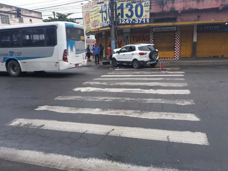 Semáforo está inoperante no local