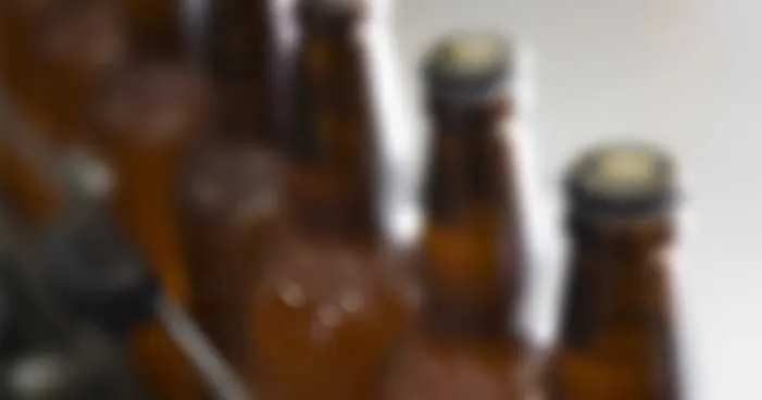 A garrafa não foi aberta, estava lacrada e inviolada