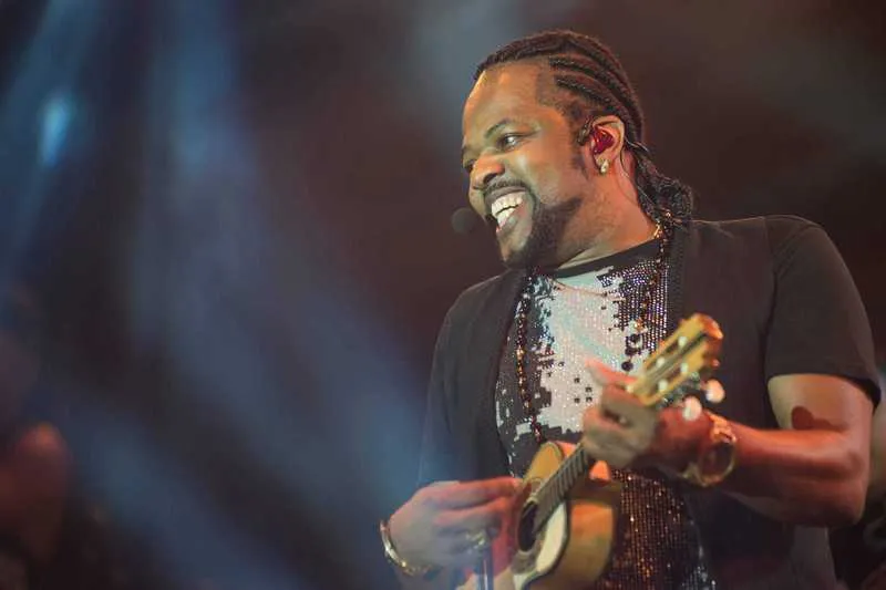Cantor segue carreira solo desde 2014, quando saiu do Revelação