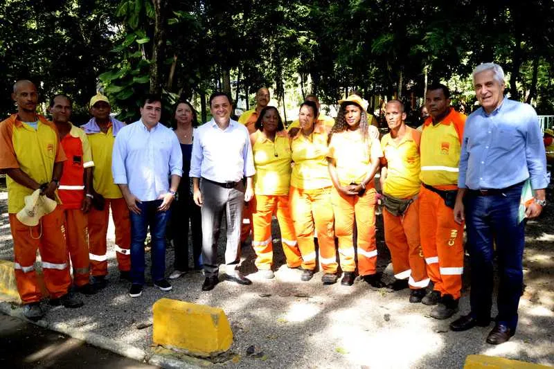 Imagem ilustrativa da imagem Prefeitura de Niterói inicia projeto de limpeza no Fonseca