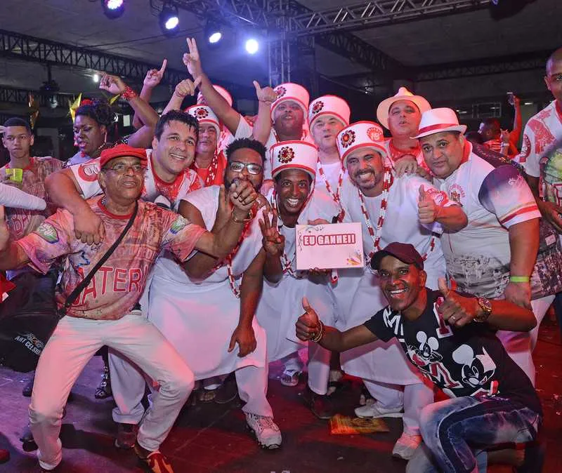 >> Compositores campeões já ganharam samba em outros anos