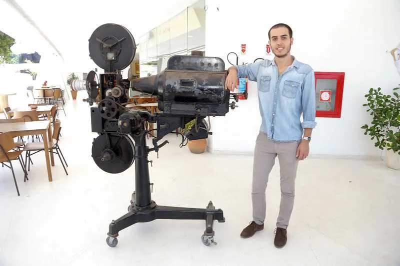 Cineasta gonçalense, Victor Quintanilha, grava seu quinto trabalho como roteirista