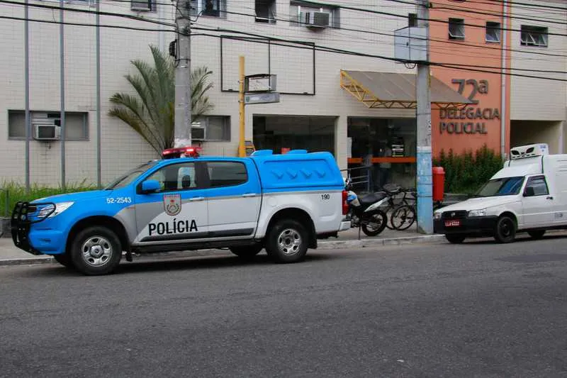 Um dos acusados morreu após trocar tiros com o policial militar