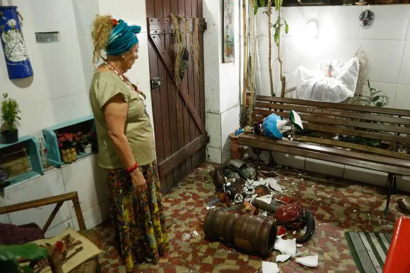 A mãe de santo Tânia de Oya será acompanhada pelas secretarias de Estado e do município