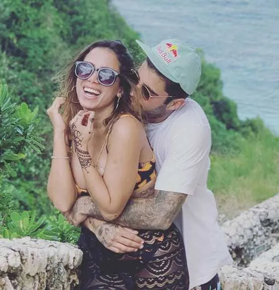 Anitta e Pedro Scooby
