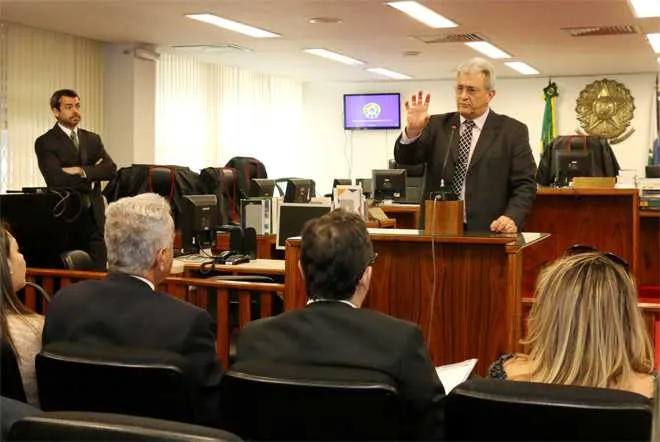  Os eleitores têm cinco canais para denúncias, entre eles o site do Tribunal Regional Eleitoral
