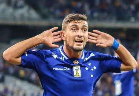 
De Arrascaeta é destaque do Cruzeiro