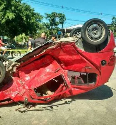 O motorista do veículo atingido foi atendido no local e liberado, ainda de acordo com a polícia.