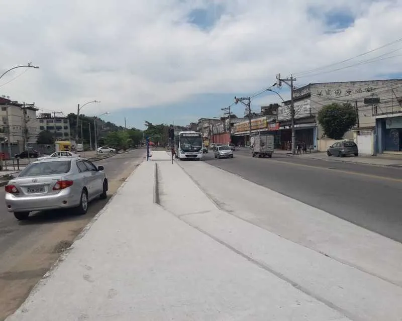  Baia tem capacidade para suportar até quatro coletivos por parada, evitando engarrafamentos