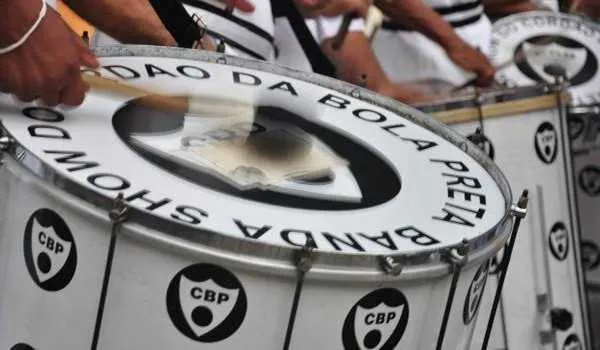 Imagem ilustrativa da imagem Cordão da Bola Preta comemora centenário na Toca da Gambá