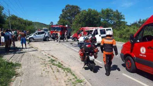 Feridos foram levados para o Hospital Municipal Dr. Rodolpho Perissé