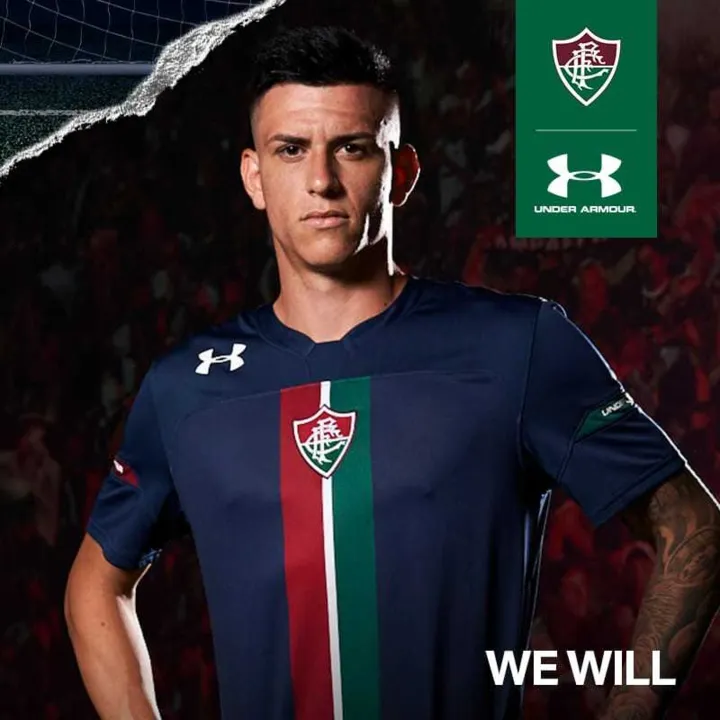 Camisa azul não agradou ao apresentador Edilson Silva