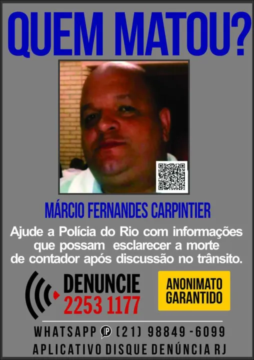 O motociclista seguiu o carro e atirou na parte traseira do veículo, acertando a cabeça de Márcio, que morreu na hora