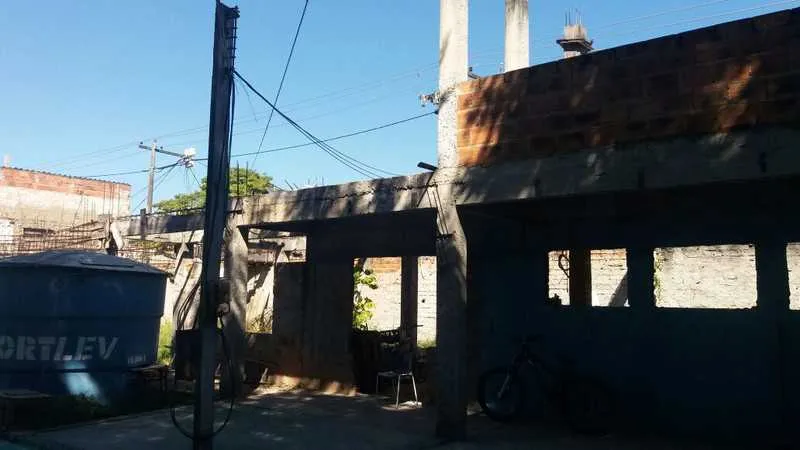 A obra de reforma está parada desde 2012 e está sendo investigada pelo Ministério Público