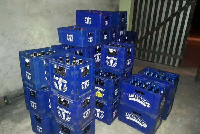 Acusado tinha mais de mil unidades da bebida em sua casa
