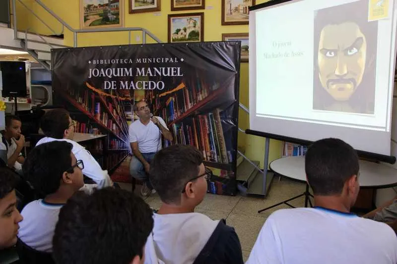 Evento aconteceu na Biblioteca Joaquim Manuel de Macedo