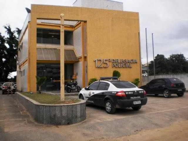A ocorrência foi registrada na 125ª DP (São Pedro da Aldeia). 