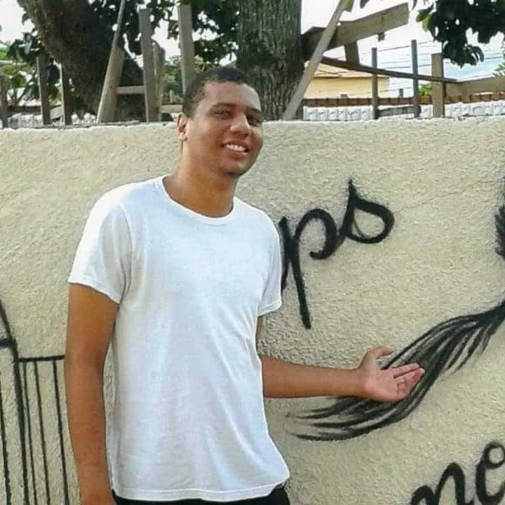 Jonathas foi vista na manhã desta segundo na Praça XV