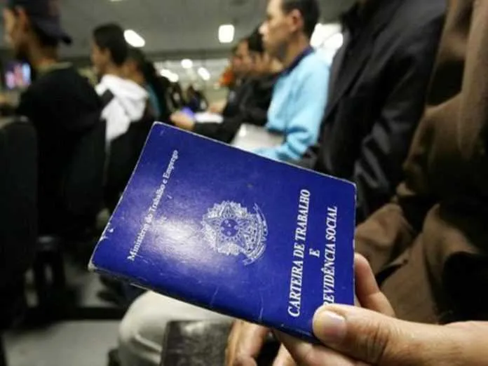 O candidato deve comparecer a um dos Centros Municipais de Trabalho e Emprego