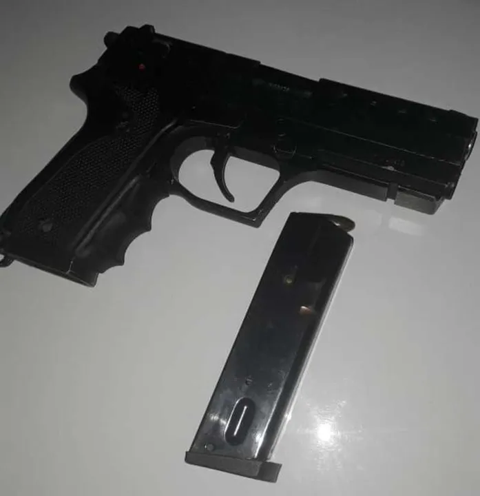 Arma foi aprendida após o tiroteio