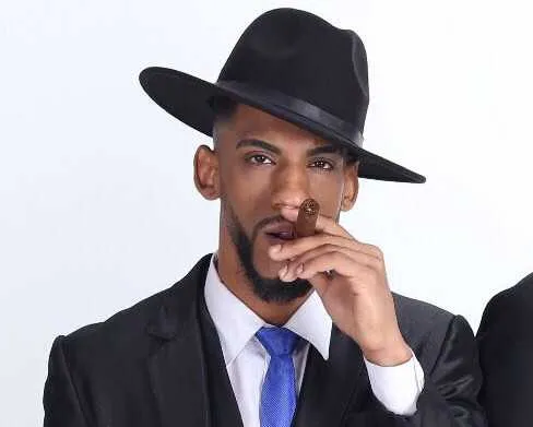  Dj Lindão comanda a pista
