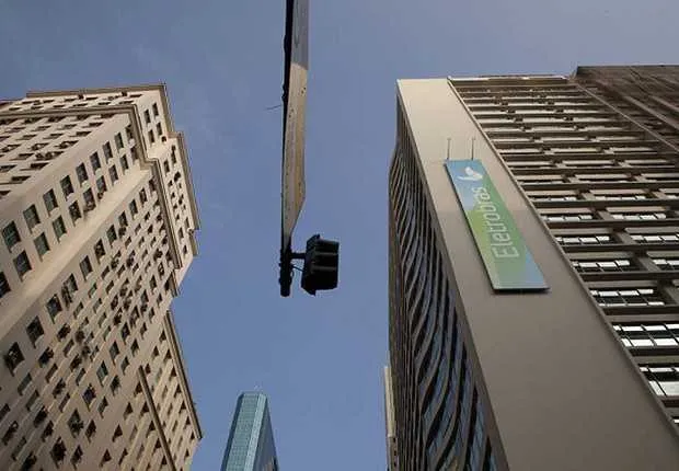 Privatização de estatais será debatida na Câmara em urgência