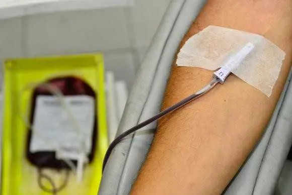 >>> Bancos de sangue estão com estoques baixos