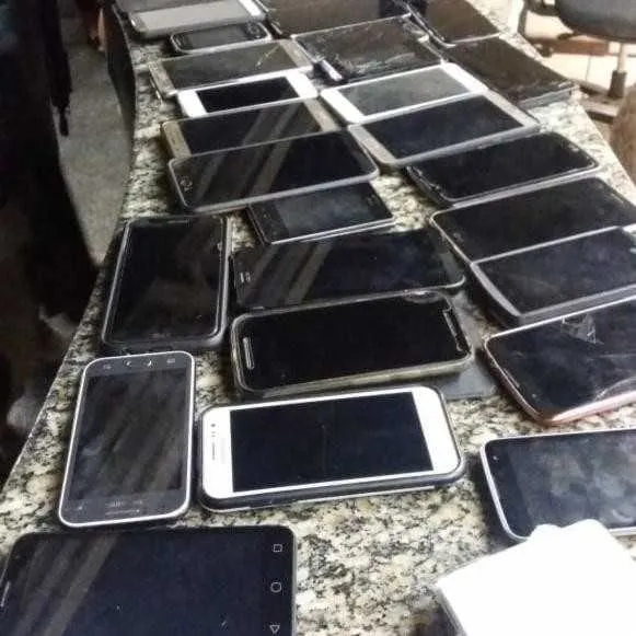 Mais de 10 celulares foram recuperados