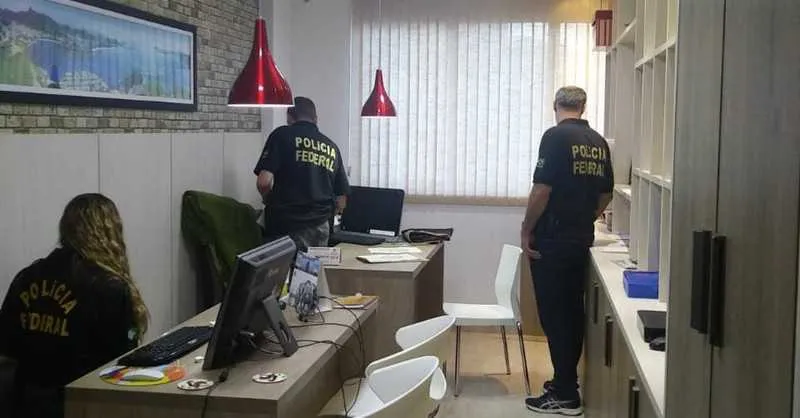 Foram cumpridos 8 mandados de prisões e 18 de busca e apreensão 