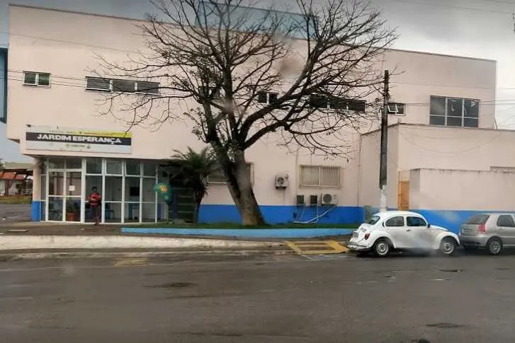 Homem foi socorrido e levado para um hospital da região