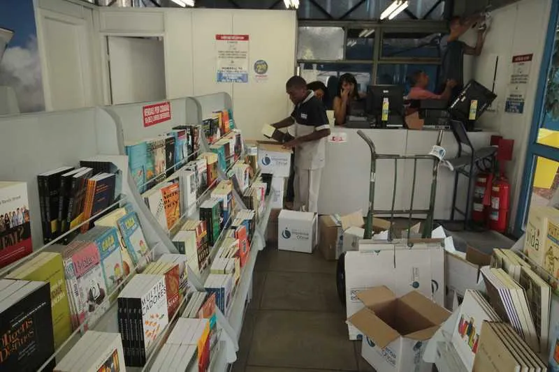 Em 2017, projeto ‘Mais Leitura’ seria remanejado para outro local, mas desde então nada aconteceu