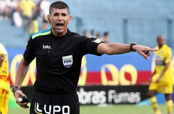 Marcelo de Lima Henrique apitará o jogo no Aniceto Moscoso