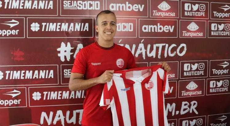 Matheus foi revelado pelo Flu e está motivado com sua nova chance no futebol nordestino
