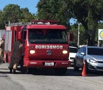 Colisão aconteceu na manhã desta terça-feira (11)
