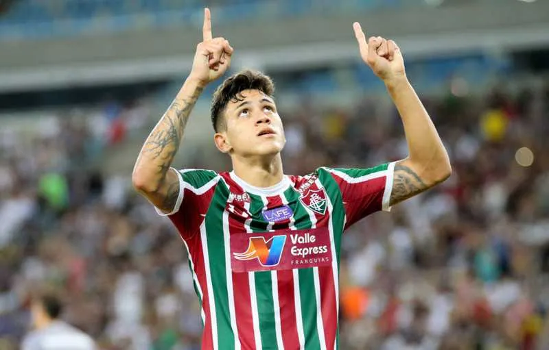 Jogador machucou o joelho em agosto