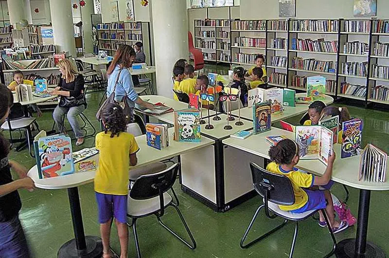 Segundo projeto de lei, a implantação da política de leitura fica a cargo da União em cooperação com os estados e municípios