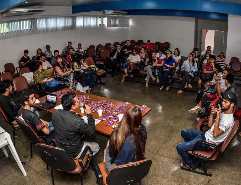 O objetivo do curso é mostrar e dar meios para que os jovens tenham autonomia financeira