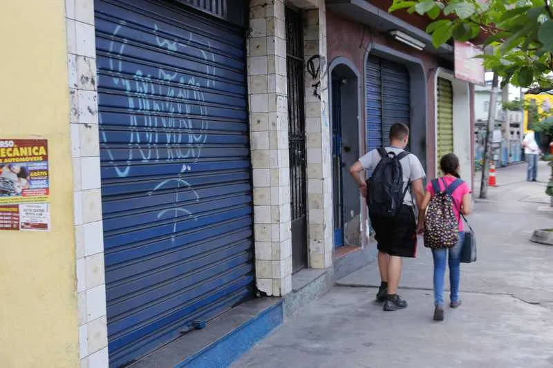 Comerciantes ficaram com medo e baixaram as portas antes das 13h