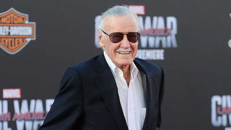 Stan Lee morreu há um mês, aos 95 anos