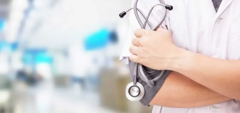 Auxiliar de enfermagem do trabalho é uma das vagas da Clin