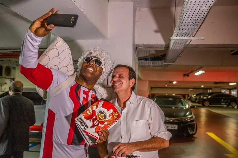 Candidato visitou a sede do Clube do Flamengo, na Gávea, ontem