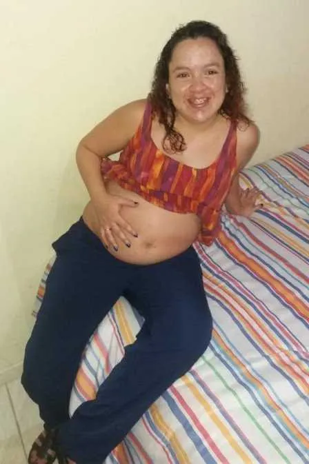 Bebê teve o nascimento forçado após a mãe ser baleada na cabeça