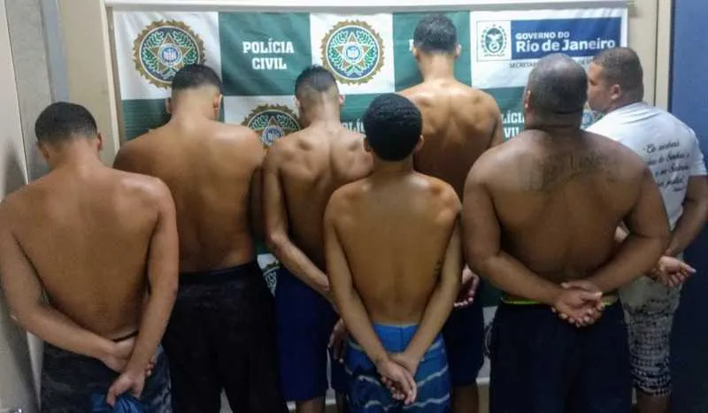 Todos os presos foram levados para um presídio em Benfica, no Rio de Janeiro.

